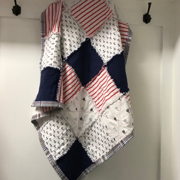 Handmade rag quilt, matching throw pillow shams - Picture 2 of 8